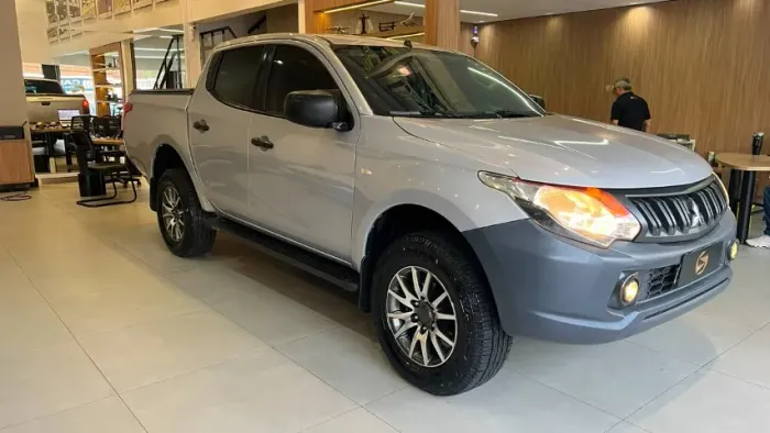 Mitsubishi L200 Triton Sport GLS 2.4 CD Diesel Aut. 2022