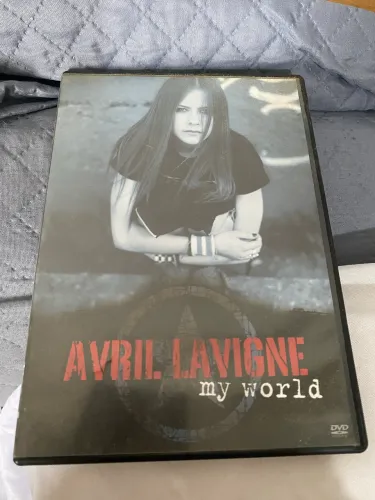 Avril Lavigne My World DVD