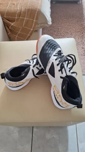 Tenis futsal Max 1000 Penalty 