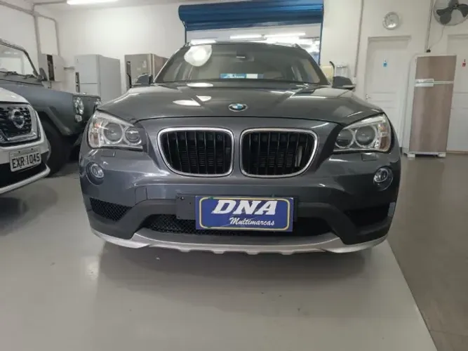 BMW X1 Sdrive 20I X-line 2.0 TB Active Flex 2015