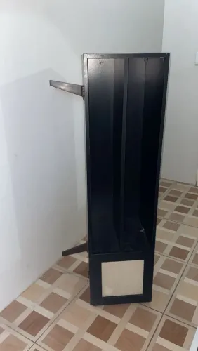 Cômoda de Madeira Preta