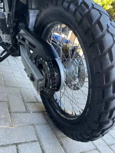 XRE 300 2018