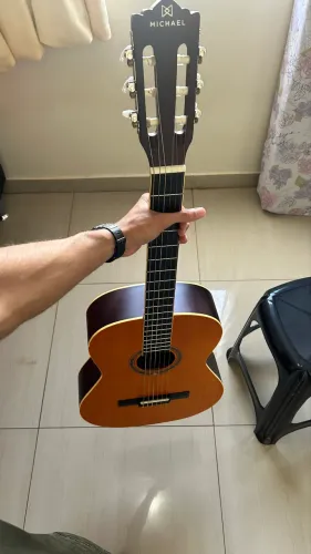 Violão Michael