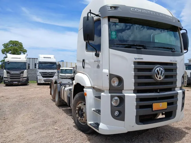 Volkswagen 25.420 Constellation 6x2 2p (Diesel)(E5) 2022/2023 Vamos Seminovos Cuiabá