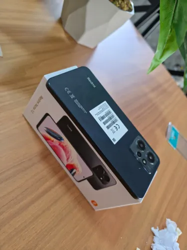 Redmi Note 12 8GB 128GB Onyx Gray - Impecável