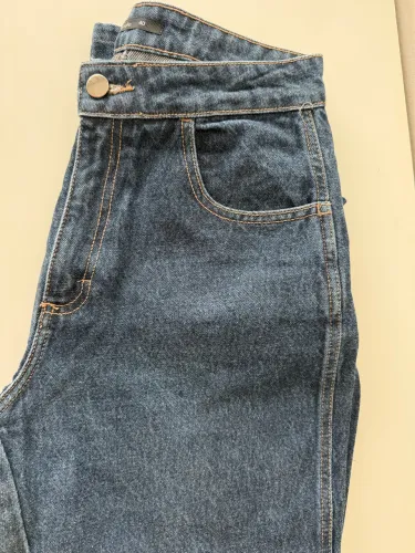 Calça Jeans Feminina - Lavagem Escura 