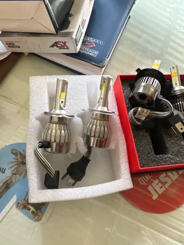 2 pares de lâmpadas de Led H4 cada par 100