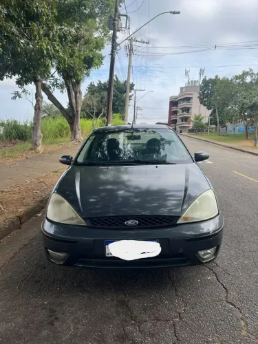 Ford Focus Sedan 1.6/1.6 Flex 8v/16v 4P Mec. 2004