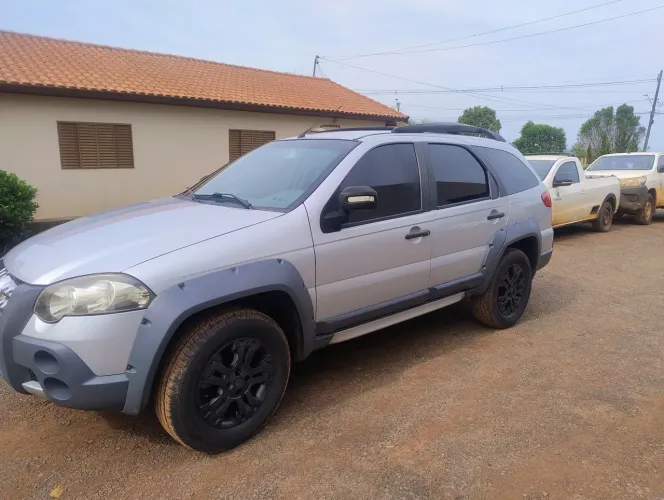Fiat Palio Week. Adv/adv Tryon 1.8 MPI Flex 2009