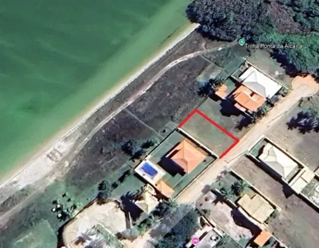 Terreno de 360 M2 no Condomínio Caiçara- Pé na Areia- Arraial do Cabo
