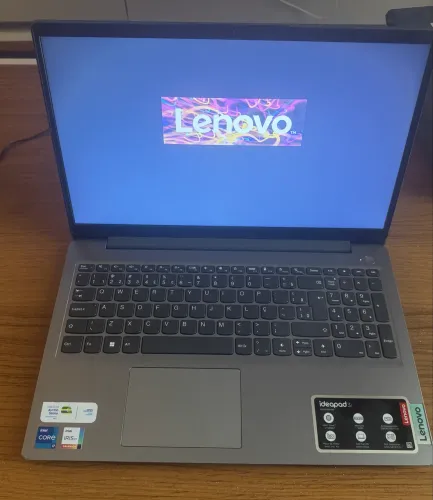 otebook LENOVO IDEAPAD 3 i7 11ª GERAÇÃO + 12 Gb RAM + 256GB SSD M2