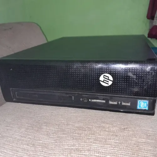 HP200 G1 ST Business PC + Monitor AOC 15"