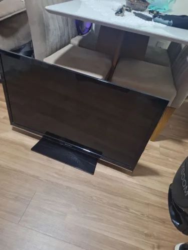 Tv Sony 42 polegadas para retirar peças