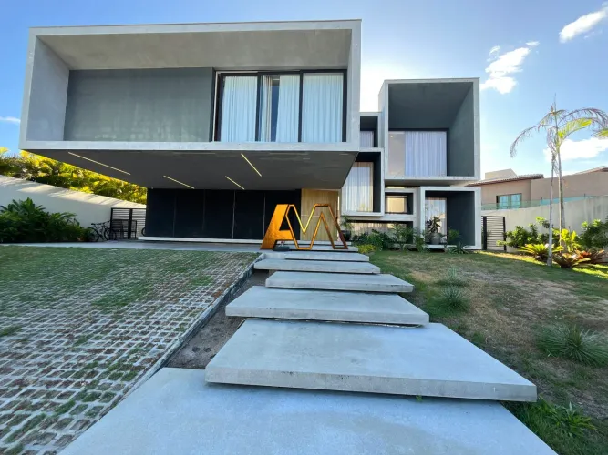 Casa à venda no bairro Busca Vida - Camaçari/BA