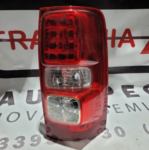 Lanterna traeira direita S10 2013/ Recuperada c/ led 