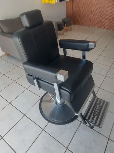 Cadeira para salão.