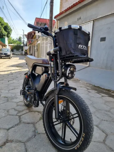 V8 pro 2026 com 2 baterias 1365km