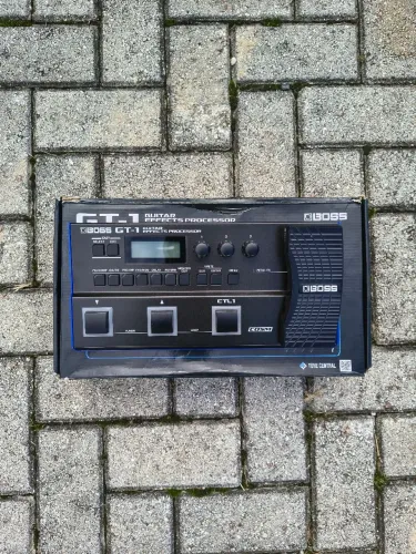 Pedaleira Boss GT-1