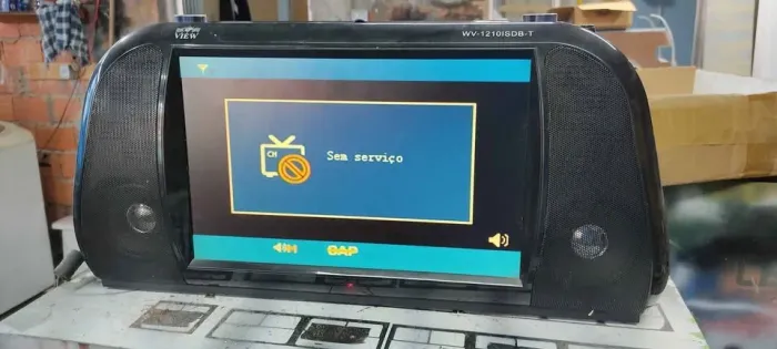 aparelho de tv, dvd, entrada usb e SD, av, e karaokê, aceito monitor acima de 21