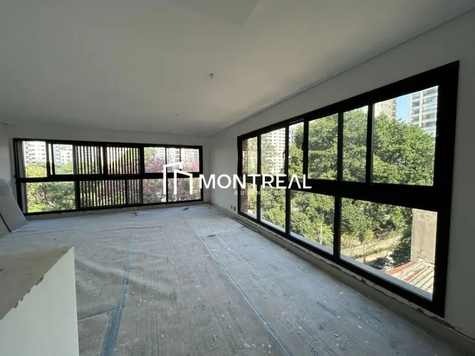 APARTAMENTO À VENDA NA VILA NOVA CONCEIÇÃO, 2 SUÍTES. 2 VAGAS DE GARAGEM.