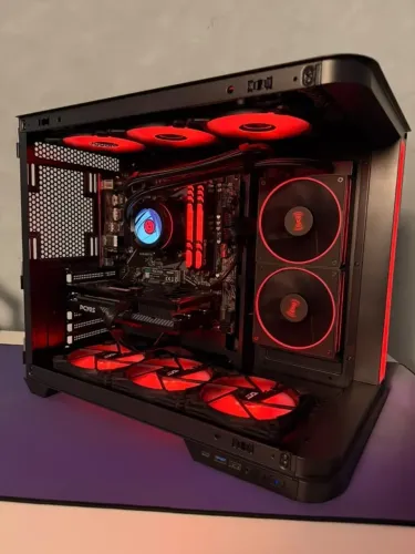 PC Gamer - RYZEN 5 5600GE, RTX5060 8GB, B550, 16GB(2X8GB), 512GB, 750W, WC 240MM