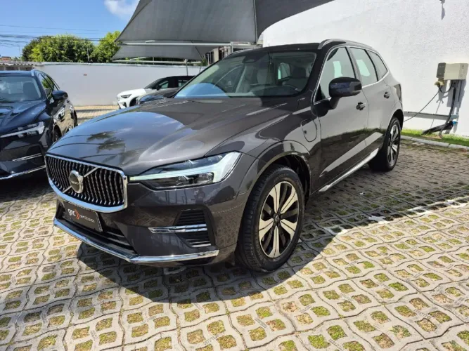 Volvo XC-60 T-8 Plus 2.0 AWD (híbrido) 2024