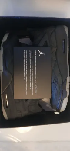 J4 kaws 45/46