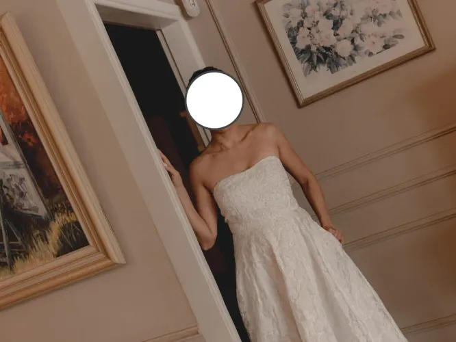Vestido de noiva Taylor Ave Rara com bordado a mão 