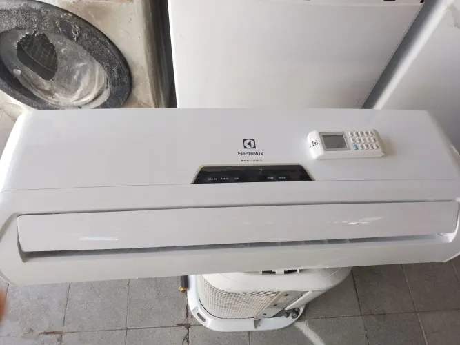 Ar condicionado Electrolux 12.000 BTUs/H convencional