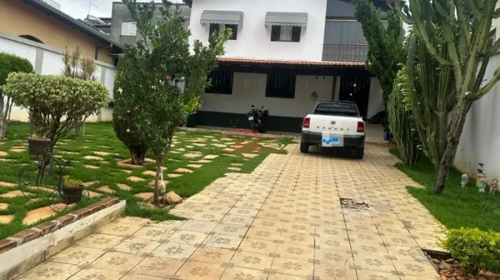 OPORTUNIDADE EXCELENTE CASA 360M2 XANGRI-LÁ 899.000,00