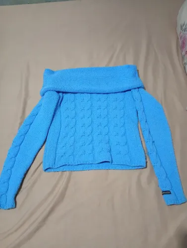 Blusa de inverno azul de crochê, ombro a ombro super quentinho e confortável 