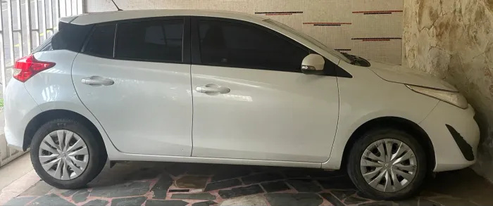 Toyota Yaris Live 1.3 Flex 16V 5P AUT 2021
