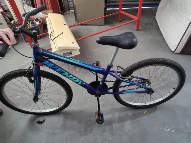 Bicicleta Aro 26 Marca Wendy - Usada em Bom Estado