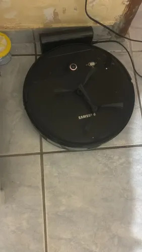 Aspirador Robô que também passa pano. Samsung.