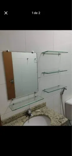 Vendo kit de banheiro vidro
