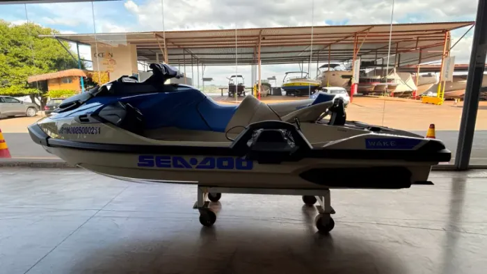 Sea-Doo Wake Pro 230 - 2025