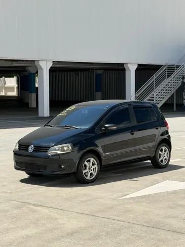 Volkswagen Fox 1.6 MI Total Flex 8V 5P 2013