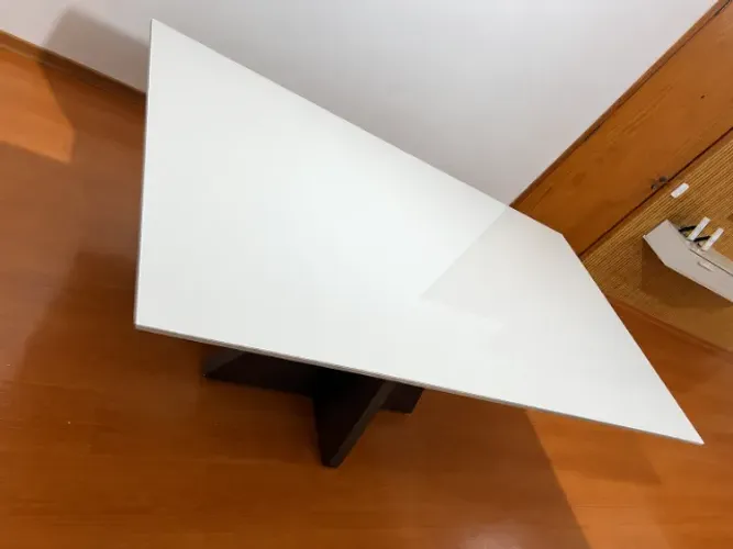 Mesa de Jantar 1,80x1,00 com tampo de vidro