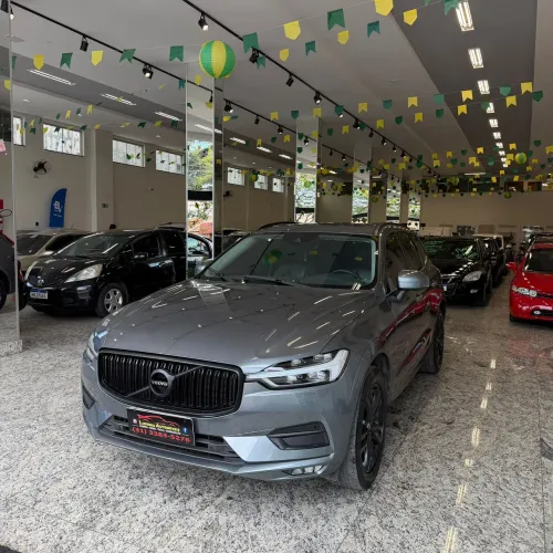 Volvo XC-60 XC 60 D-5 Momentum 2.0 AWD Diesel 5P 2019