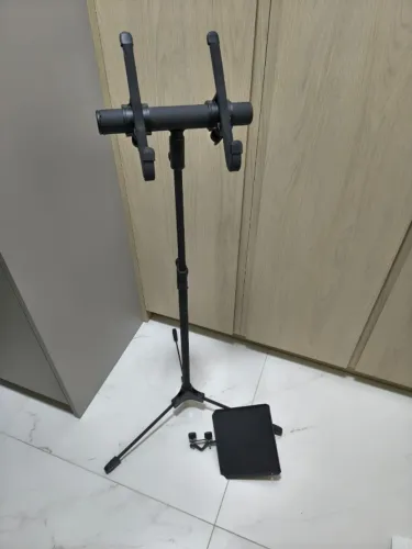 Suporte Tripé Emborrachado Ask Tablet Notebook Com Bandeja