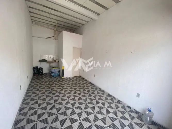 Loja para locação de 20m² por R$ 800 em Ponto de Grande Fluxo no bairro Vila das Flores -