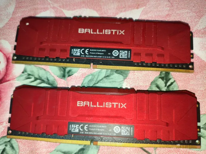 Memória ram DDR 4 Crucial Ballistix 8gb X2 3000 MHz usada 