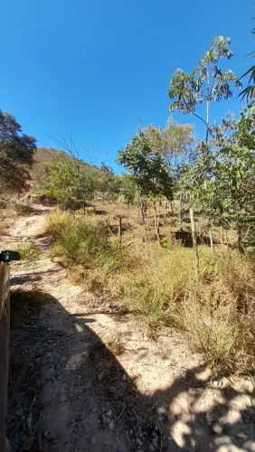 Chácara no Bom Destino (Santa Luzia) - 100m da BR - Aceita Carro