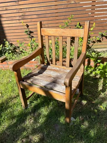 Conjunto de Madeira para Área Externa - Mesa + 2 Cadeiras + Namoradeira