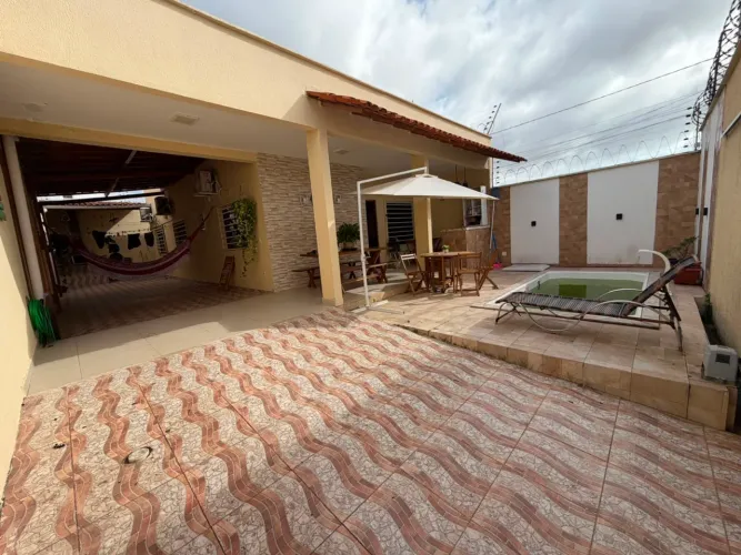 Vendo essa casa