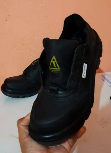 Sapato bico de aço