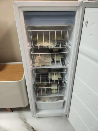 Freezer vertical consul 121 litros 220v