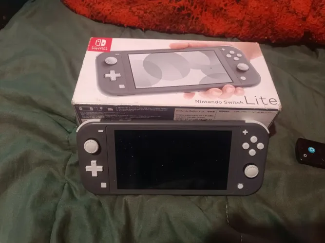 Nintendo switch lite