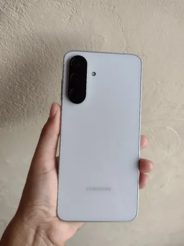 Celular Samsung A 56 5G 256GB