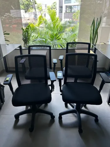 Cadeira Ergonômica Frisokar Goah Regulável | 4 Unidades